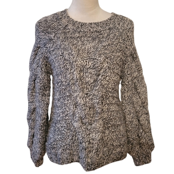 Gap Gray Marled Cable Knit Sweater Size Small - Picture 1 of 4